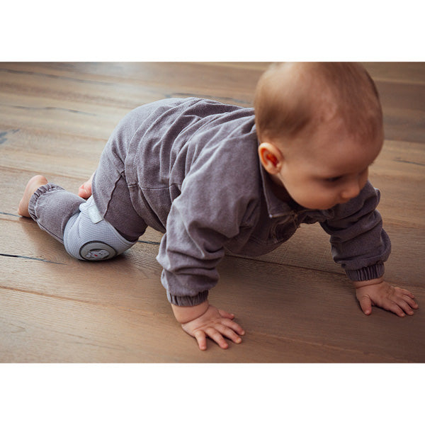 أكمام الركبة الزاحفة من بيبي جيم باللون الرمادي