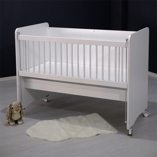Babywhen Mother Side Crib With Wheels White (Bw 1065)