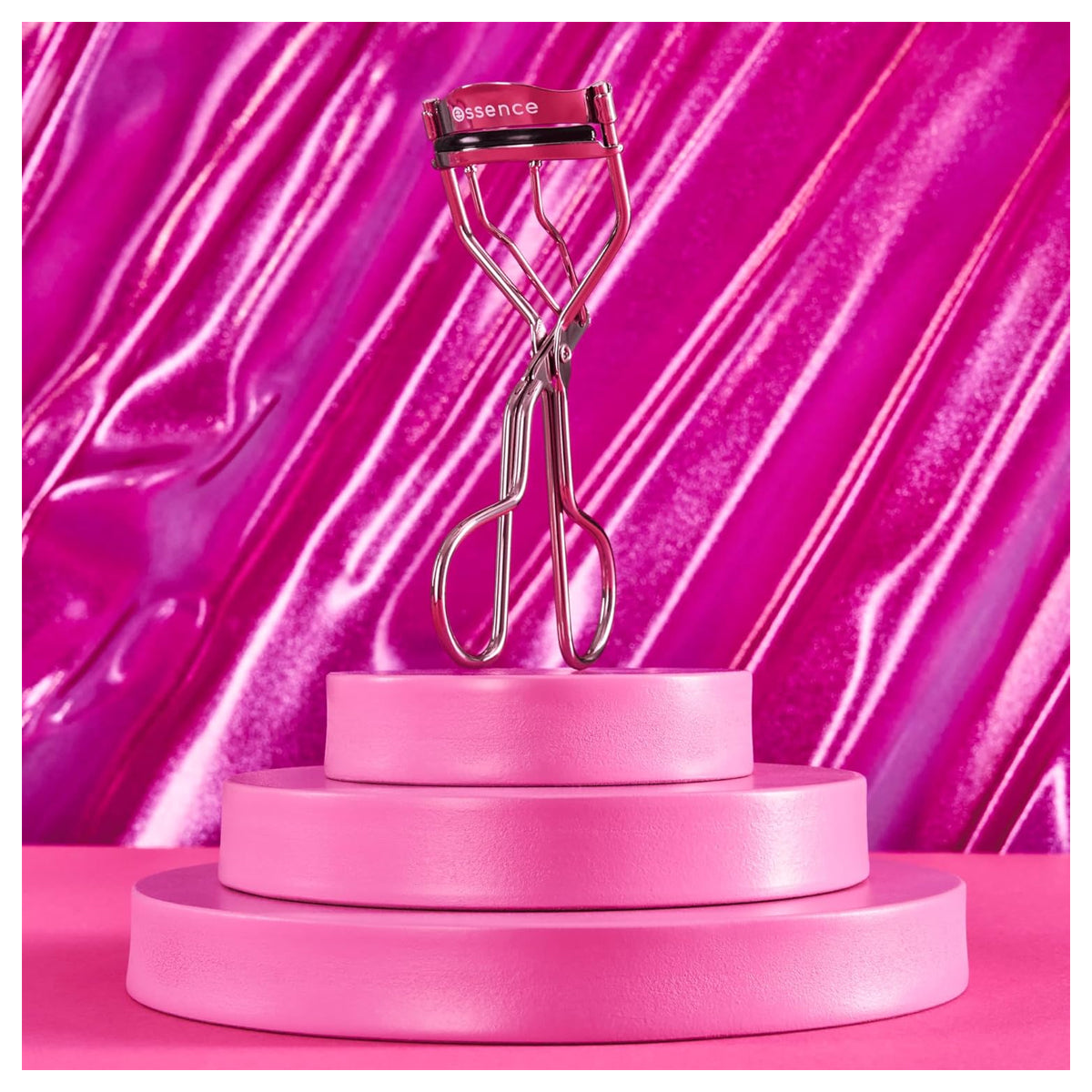 Essence Lash Curler 01 All The Way Up