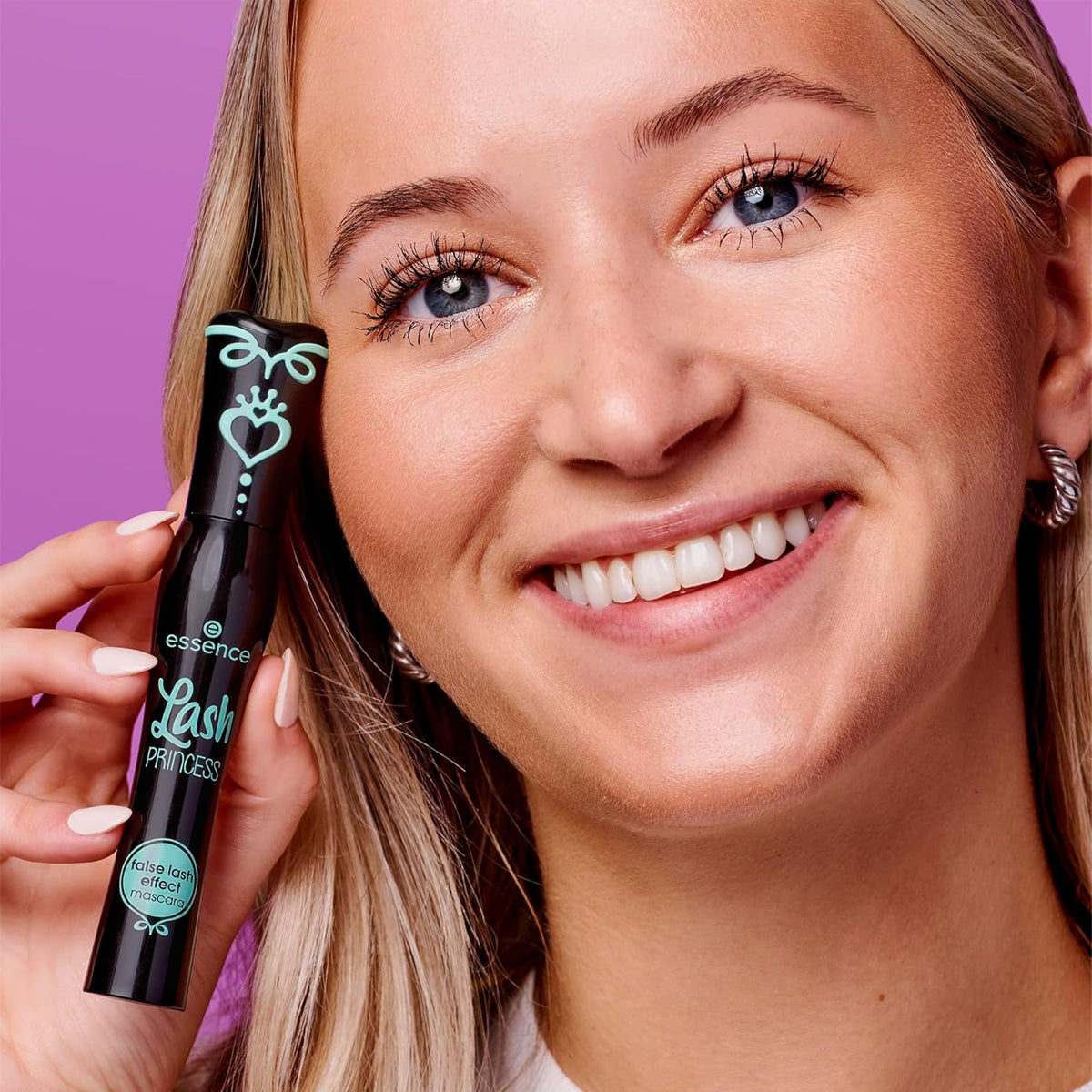 Essence Lash Princess False Lash Effect Mascara + Free Eyelash Brush