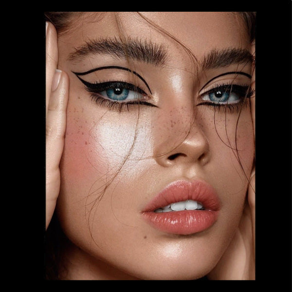 Isabelle Dupont Ink Liner Liquid Eyeliner Pen