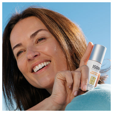 Isdin Fotoprotector Fusion Water Magic Repair Spf50 50ml