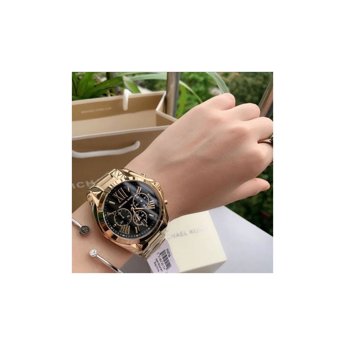 Michael Kors MK5739 Women’s Watch 43 Mm Gold