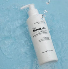 Load image into Gallery viewer, The NewLab Salicylic Acid 0.5% + Niacinamide + Botanical  Extracts Cleansing Gel 200ml + Free Sun 10ml