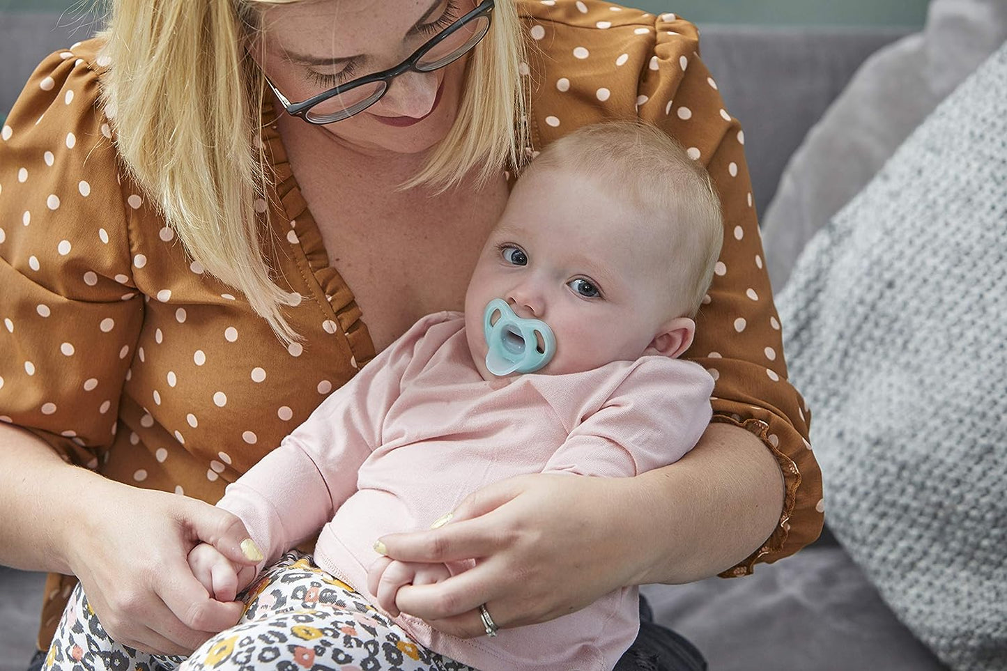 لهاية تومي تيبي الخفيفة للغاية، قطعتان، من عمر 6 إلى 18 شهرًا