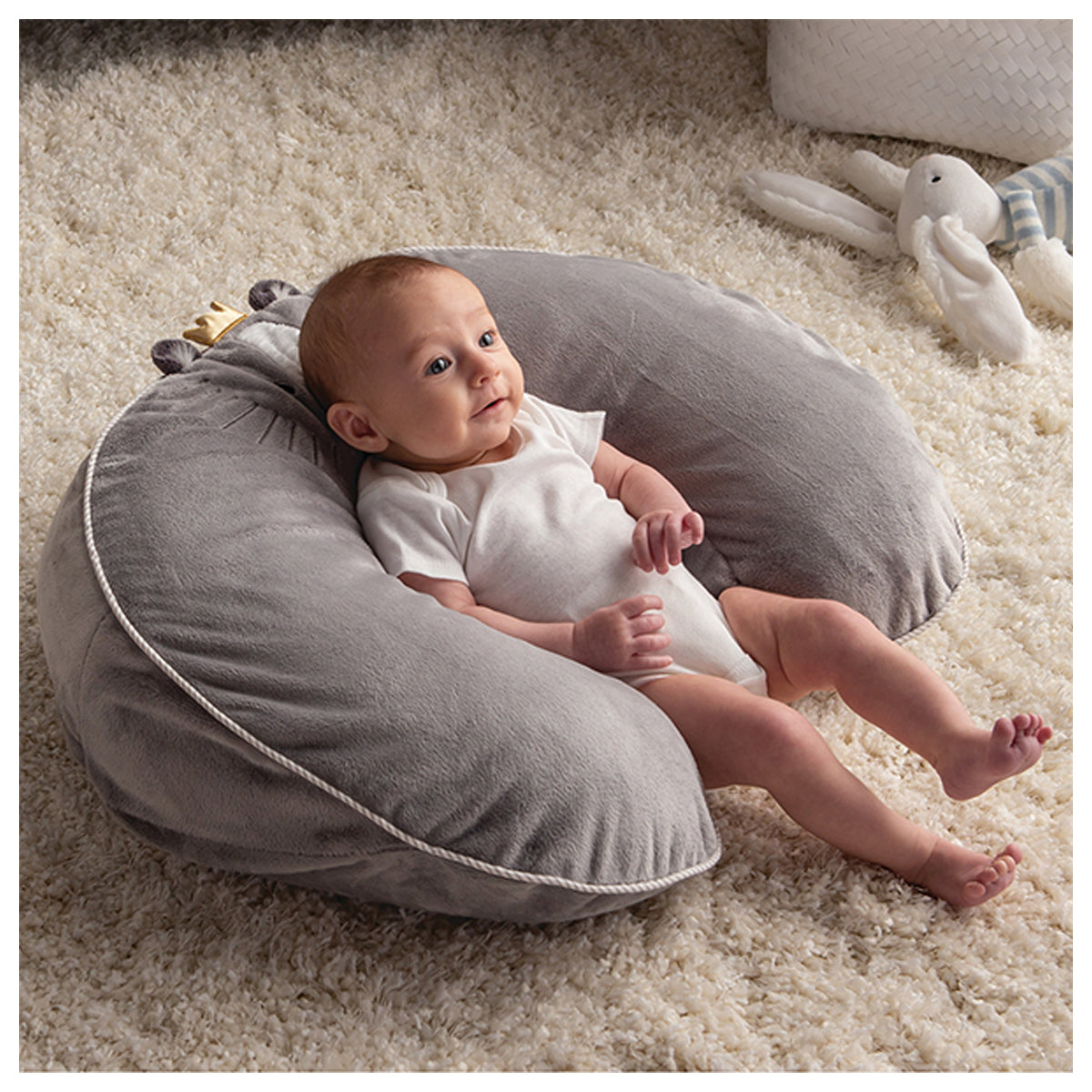 Chicco Boppy Nursing Pillow Royal Lion Chicco Boppy Nursing Pillow Royal Lion