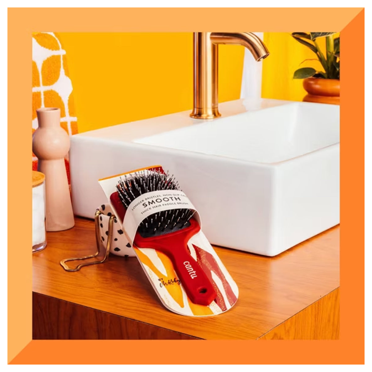 Cantu Smooth Thick Paddle Hair Brush