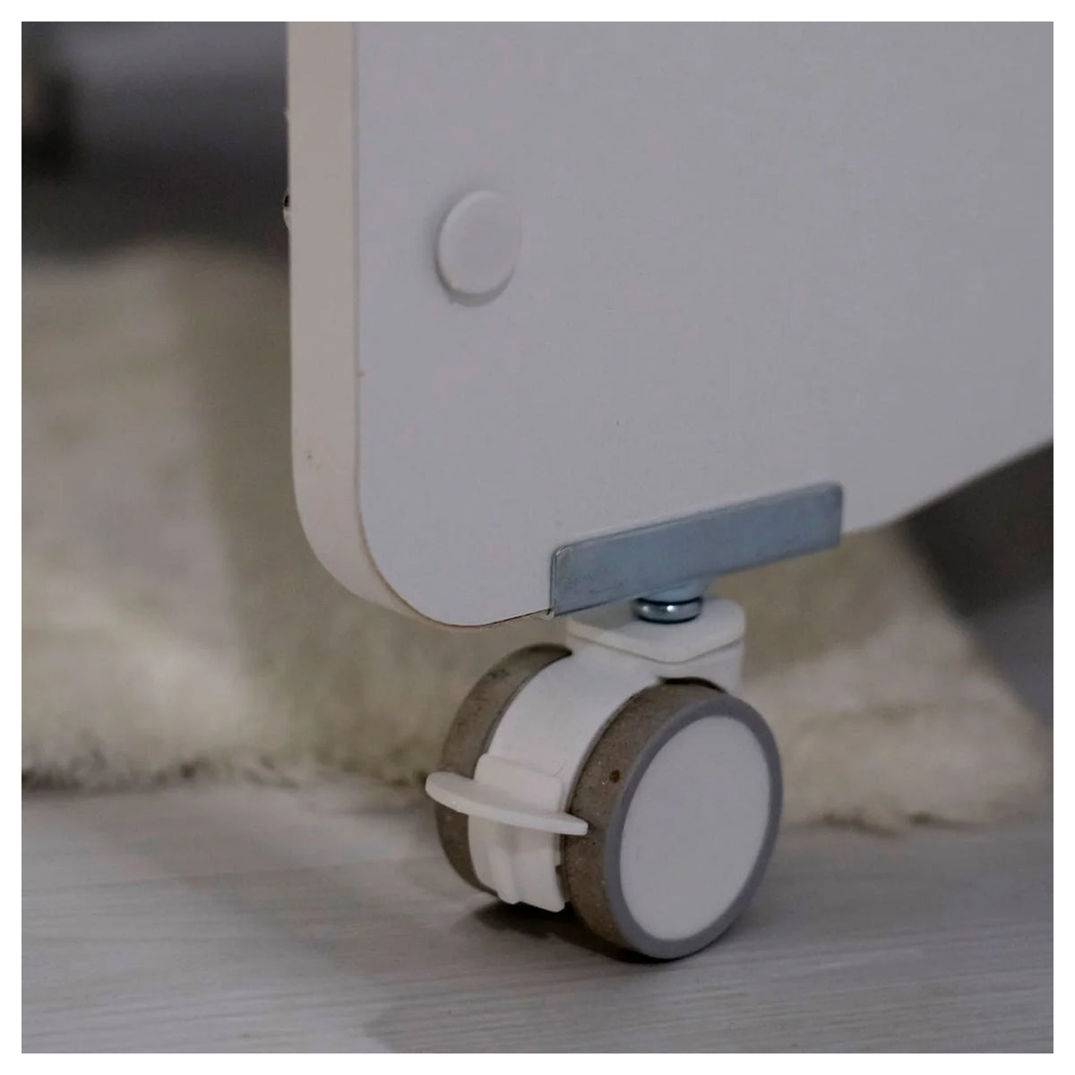 Babywhen Rocking Mother Side Crib With Wheels - White (Bw 1090)