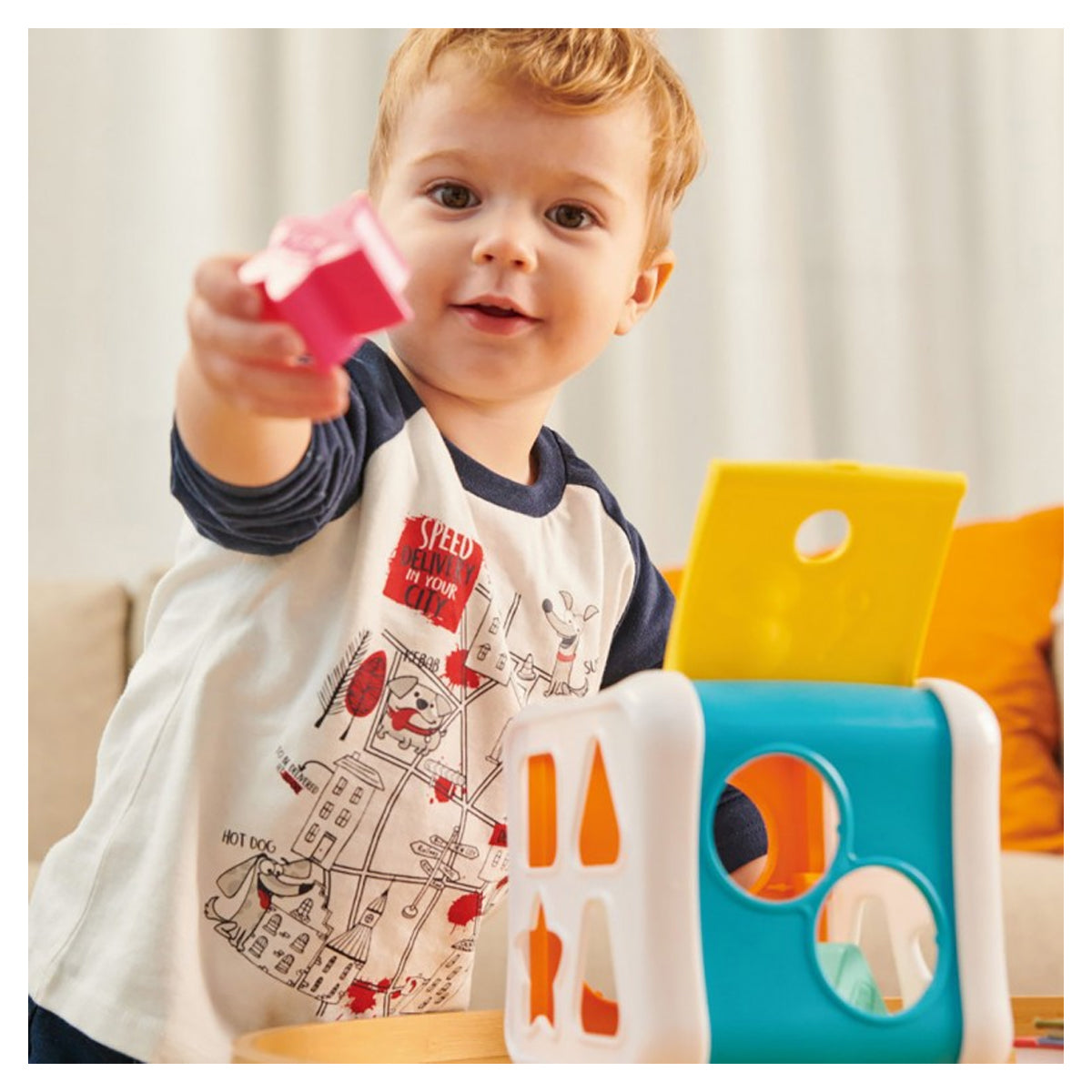 Chicco Toy S2p 2in1 Sort & Beat Cube Chicco Toy S2p 2in1 Sort & Beat Cube