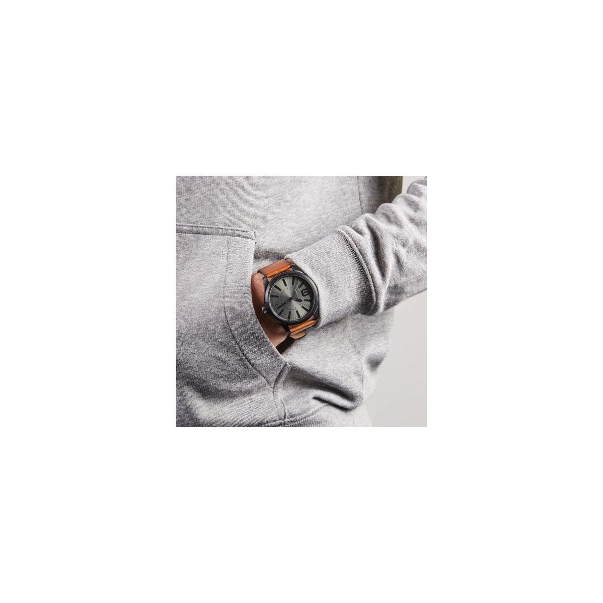 Diesel DZ1964 Master Chief Men’s Watch 43mm Brown