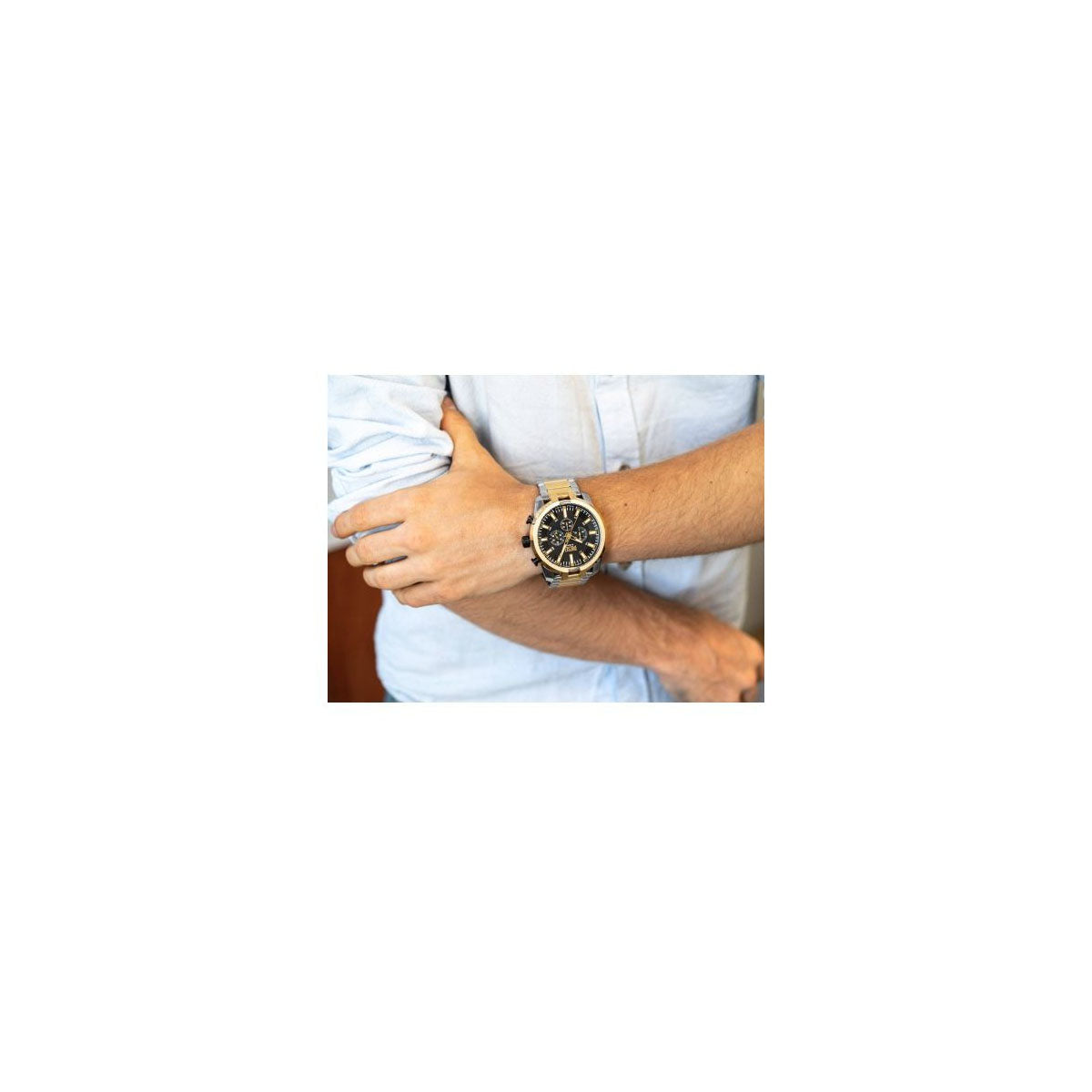 Diesel DZ4625 Men’s Watch 51 Mm Silver Gold Diesel DZ4625 Men’s Watch 51 Mm Silver Gold