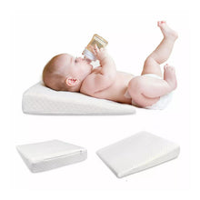 Load image into Gallery viewer, Italbaby Antireflux Pillow For Cot