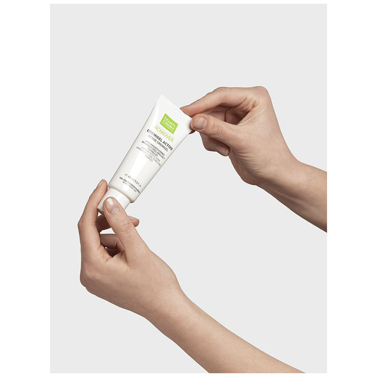 Martiderm Acniover Active Cremigel 40ml Martiderm Acniover Active Cremigel 40ml