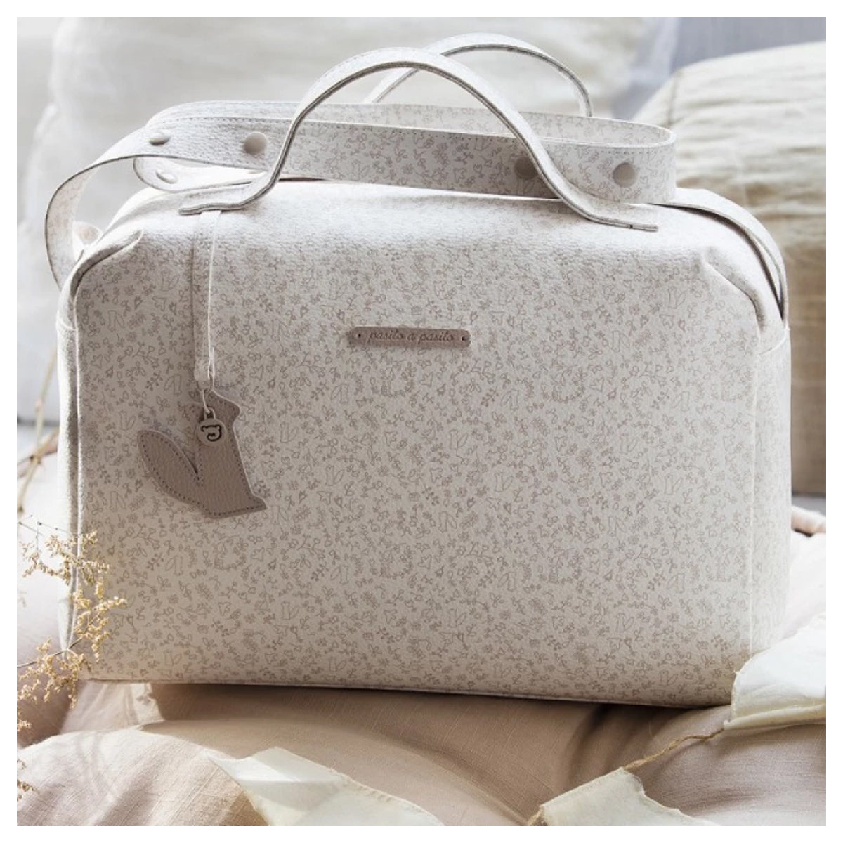 Pasito A Pasito Changing Bag Forest Beige Pasito A Pasito Changing Bag Forest Beige