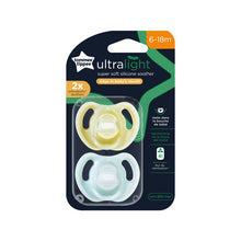 Load image into Gallery viewer, Tommee Tippee Ultra Light Soother 2x 6-18moths